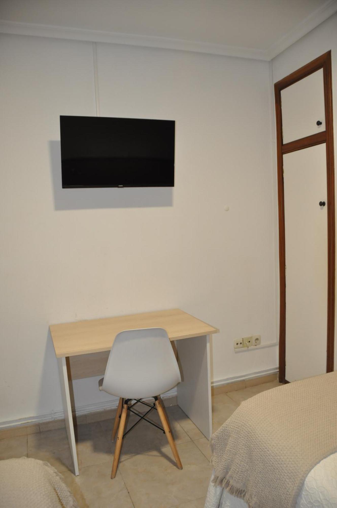 Hostal Ramon Y Cajal Valladolid Zewnętrze zdjęcie