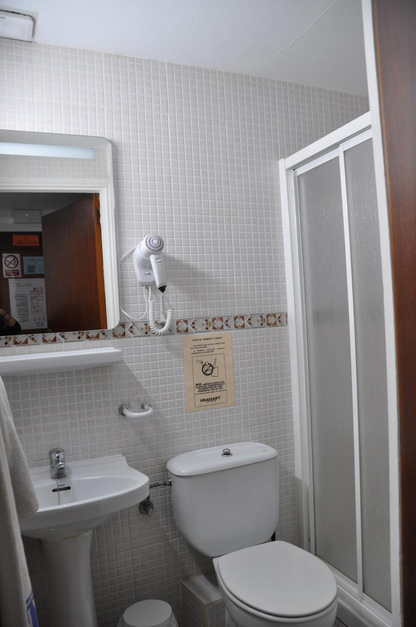 Hostal Ramon Y Cajal Valladolid Zewnętrze zdjęcie