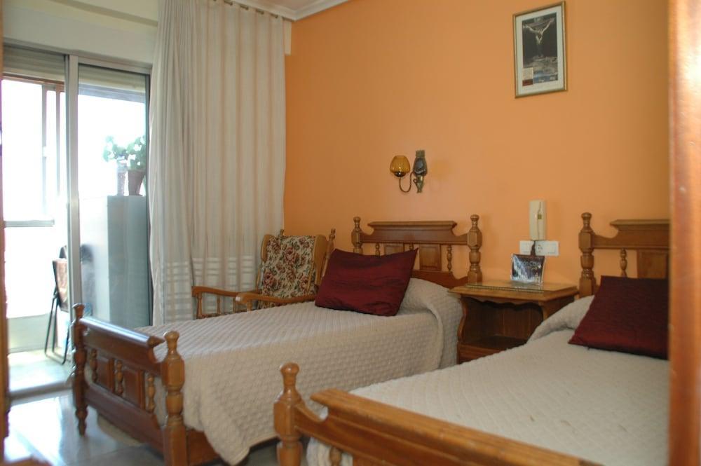 Hostal Ramon Y Cajal Valladolid Zewnętrze zdjęcie